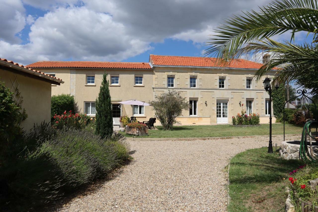 Domaine Des Tilleuls Val-de-Livenne Exterior foto
